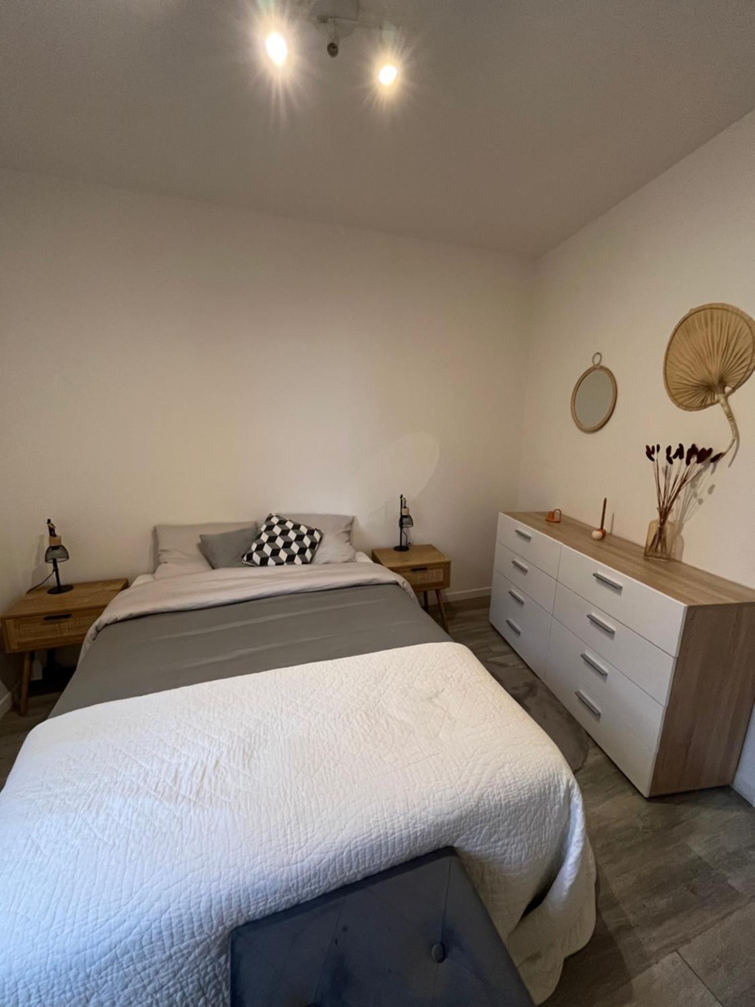 Ibiscus-Immoploc Apartment Dieppe Bagian luar foto