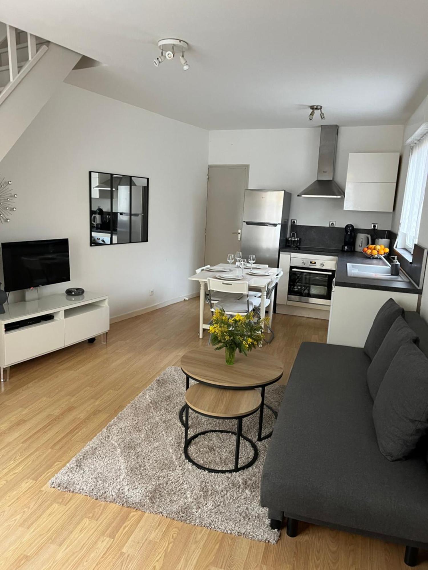 Ibiscus-Immoploc Apartment Dieppe Bagian luar foto